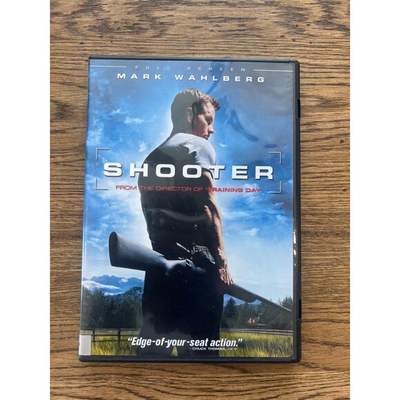 Shooter 2007 DVD Action Thriller Mark Wahlberg Michael Pena Drama Pre-Owned - Picture 1 of 4